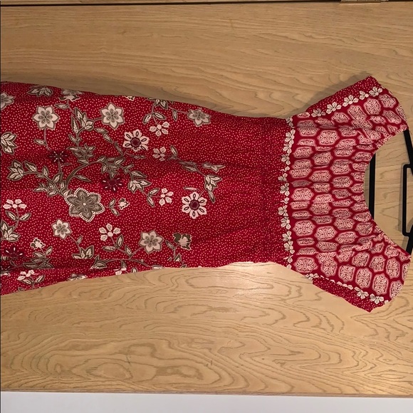 Dress - Picture 5 of 5